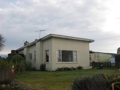 WATERFRONT COLAC BAY Picture WATERFRONT COLAC BAY Picture