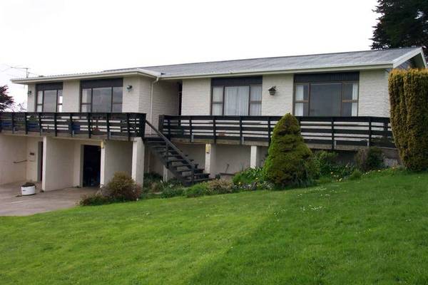 GREAT VIEWS - FOUR BEDROOMS Picture 1