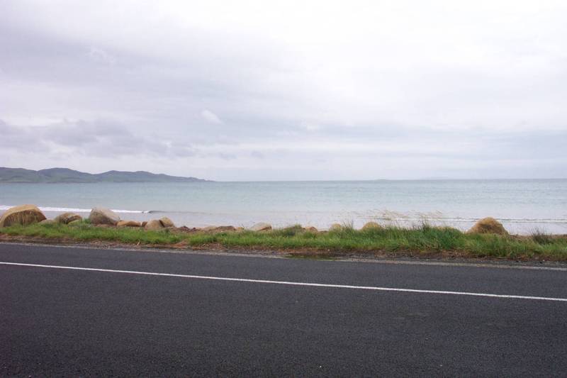 MOTIVATED VENDOR. COLAC BAY WATERFRONT! Picture 1