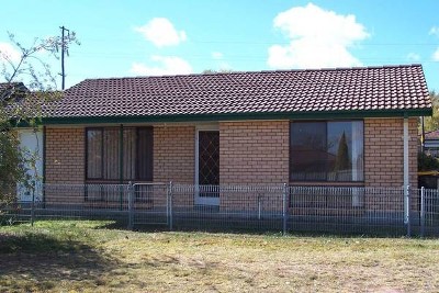 Great Unit, Great Price, Great Rental History, Park views. Picture