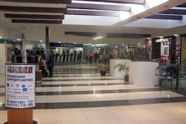 Orange Central: Newly refurbished, Great Location. Picture 3