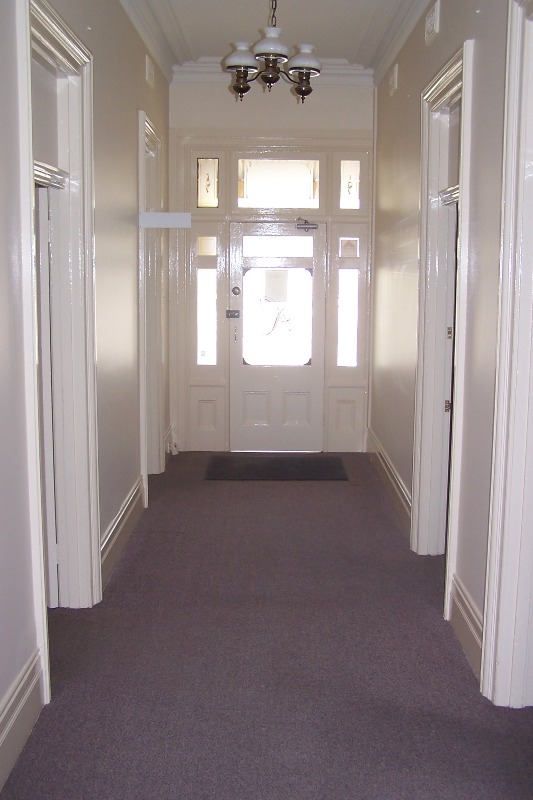 Multi-purpose commercial premises Picture 3