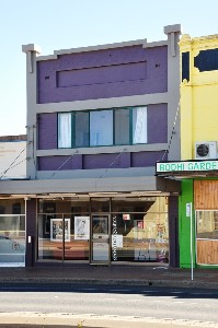 Trendy and central Picture Trendy and central Picture