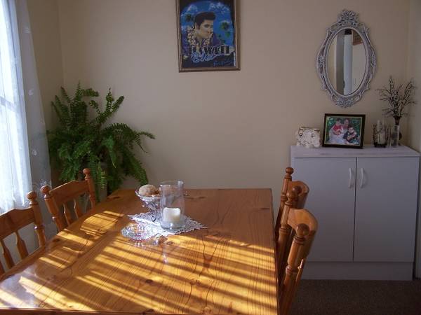 Fantastic Home, Not a thing to do, Excellent area of Orange Picture 3