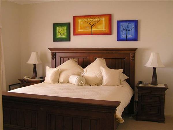 Fantastic Lifestyle Property minutes from Orange Picture 3