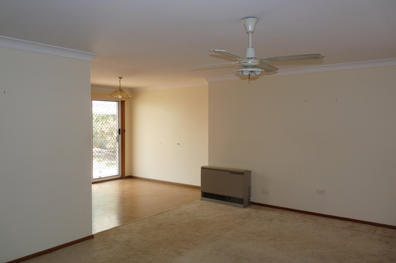 Well-maintained BelAir Estate home Picture 2