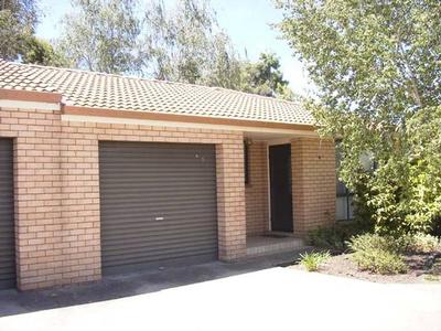 Close to TAFE, Hospital & CBD Picture
