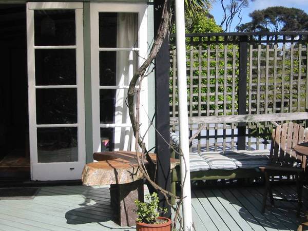 SUN DRENCHED CABIN PLUS LARGE STUDIO Picture SUN DRENCHED CABIN PLUS LARGE STUDIO Picture