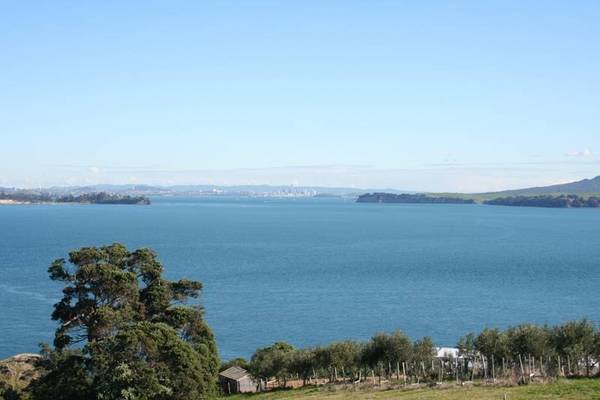 Sensational Waterfront Position Picture 2