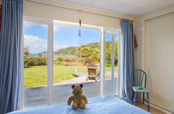 UNIQUE WORLD-CLASS VIEW Picture