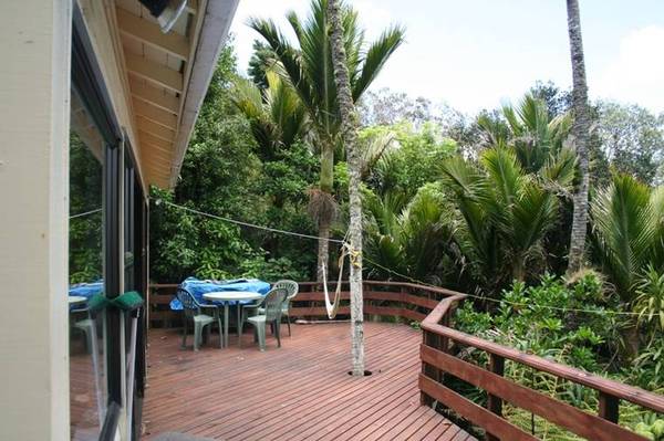 ABSOLUTE WATERFRONT RETREAT - ROCKY BAY Picture ABSOLUTE WATERFRONT RETREAT - ROCKY BAY Picture