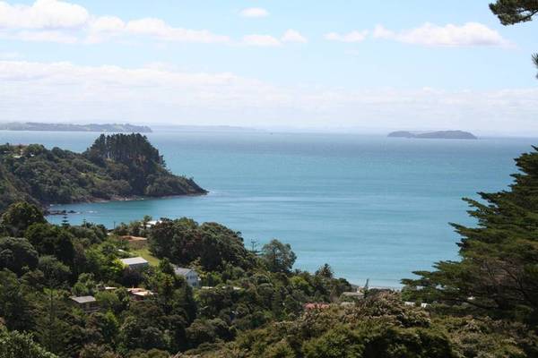 2 X SECTIONS - SUPERB NORTHERN SEA VIEWS Picture 3