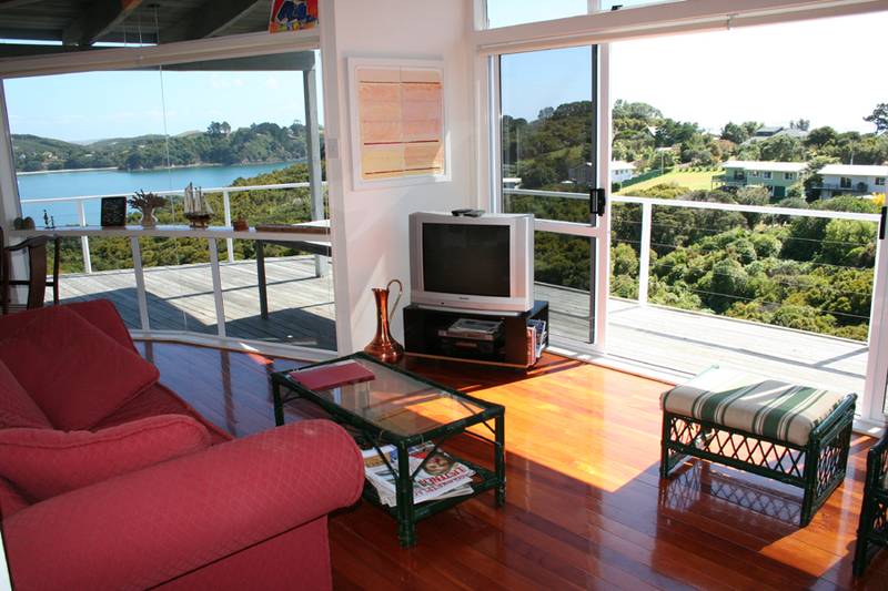 FORCED CHANGE Picture 3