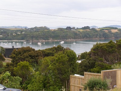TWO WAY SEA VIEWS,
ONEROA HEIGHTS Picture TWO WAY SEA VIEWS,
ONEROA HEIGHTS Picture