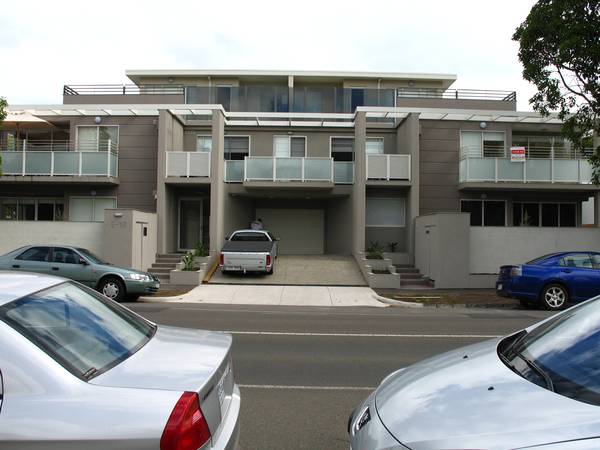 The 3 L's - Large, Location, Lifestyle!
UNDER APPLICATION. Picture 1