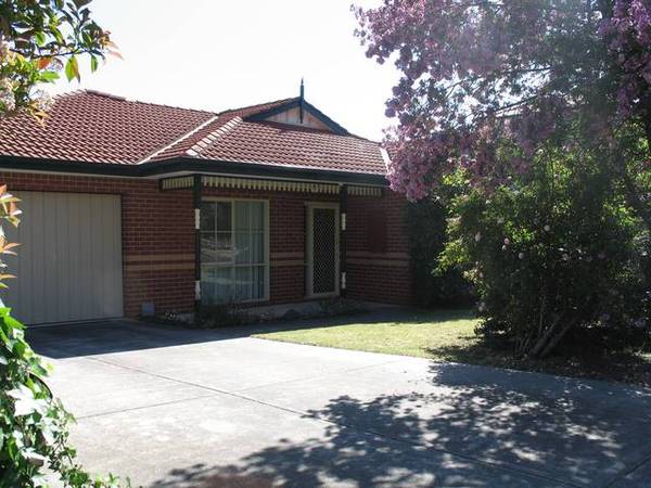 CLOSE TO PARKS Picture 1