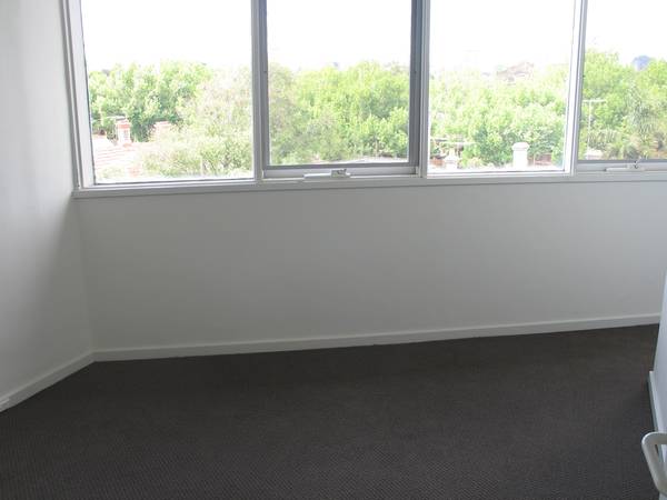 CLOSE BEACH AND LIGHT RAIL Picture CLOSE BEACH AND LIGHT RAIL Picture