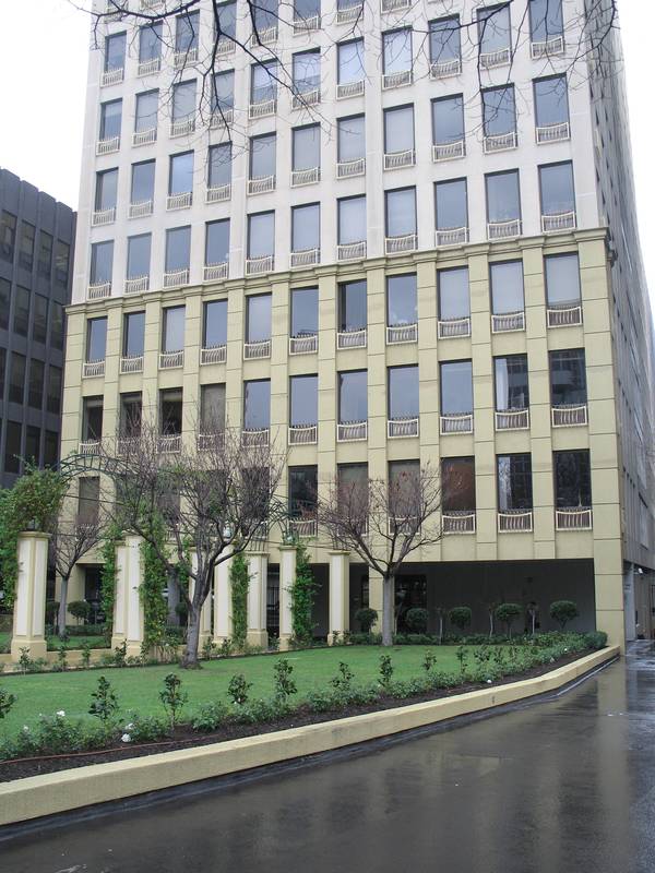 BOULEVARDE LIVING 'DEVA' Picture 1