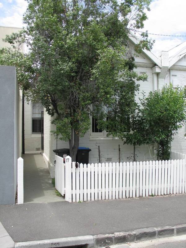 LOCATION, LOCATION Picture 1