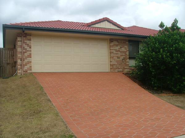 Spacious 4 Bedroom Home in Kings Park - OPEN FOR INSPECTION TUESDAY 5.30 - 6.00PM Picture 1