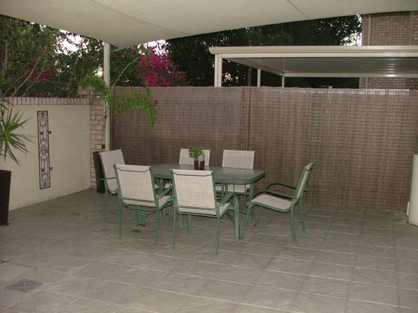 Rare Find in Calamvale Picture 1