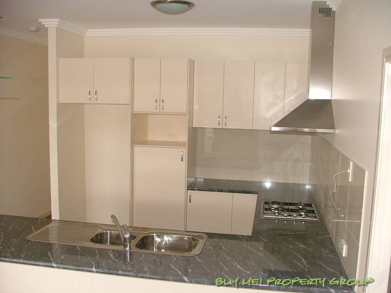 ANOTHER SOLD!! SAVING THOUSANDS WITH OUR $5,500 FLAT FEE COMMISSION Picture 3