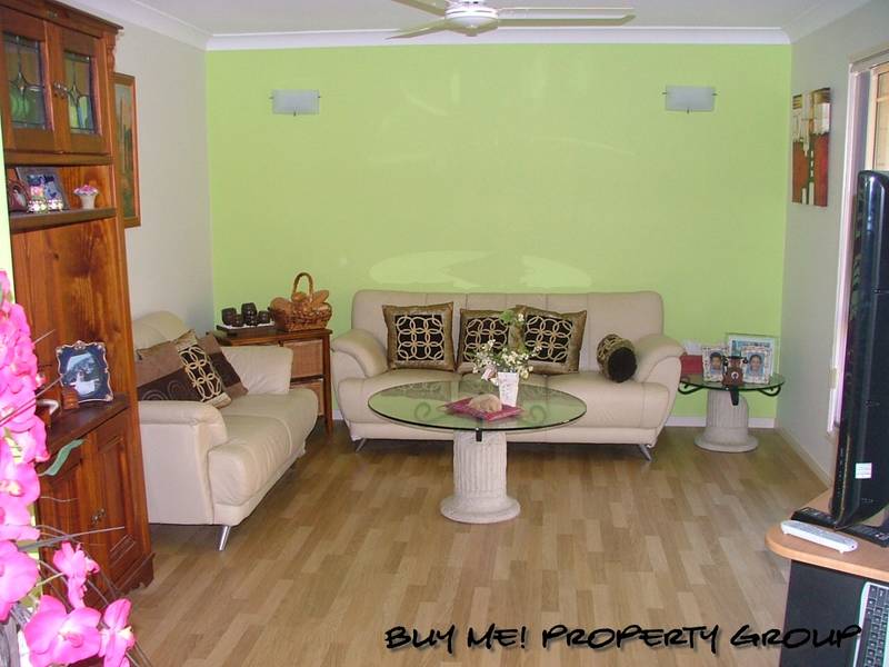 WALKING DISTANCE TO STRETTON SCHOOL - UNDER CONTRACT! Picture 2