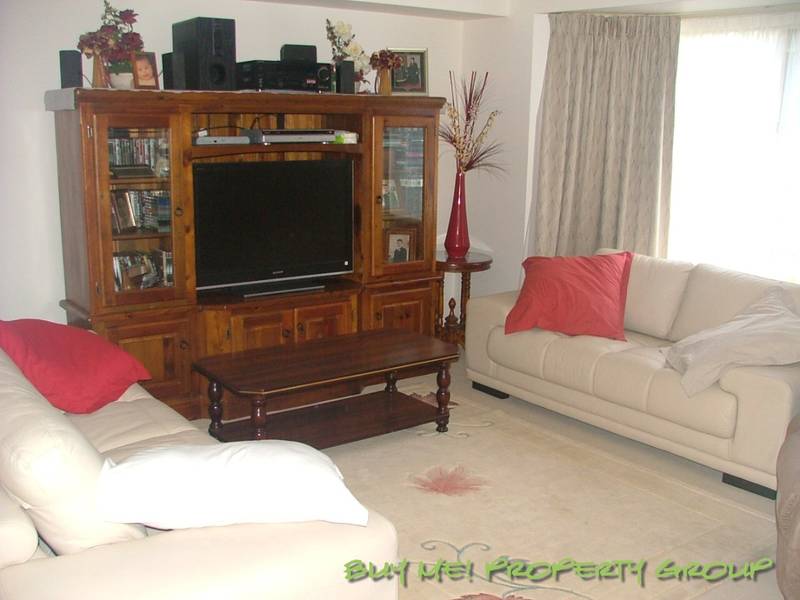 WE'RE MOVING, ALL REASONABLE OFFERS CONSIDERED - MUST SELL THIS WEEKEND!!! Picture 2