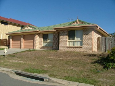 4 Bedroom Home close to schools, transport and shops. Picture