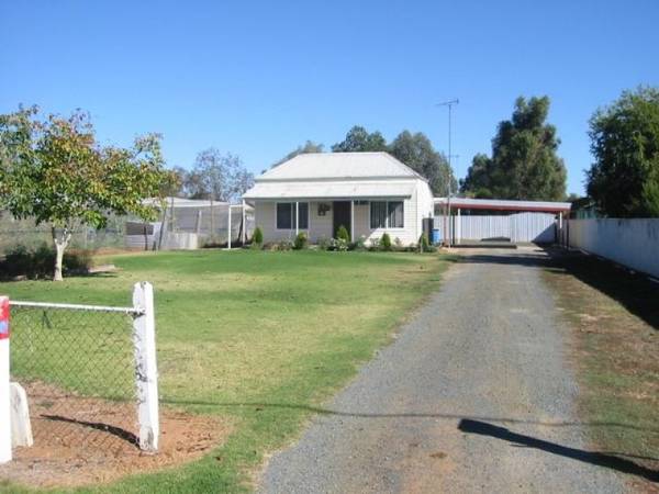 ROOM TO MOVE Picture 1