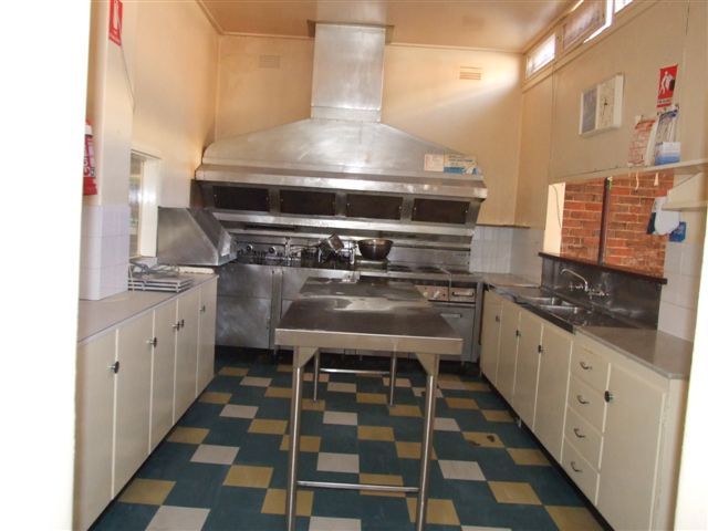 CORNER COMMERCIAL FREEHOLD - HUGE POTENTIAL Picture 3