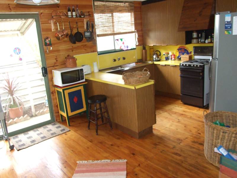 Set In The Heart Of Town Picture 2