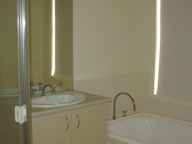 CLASS AND STYLE Picture 3