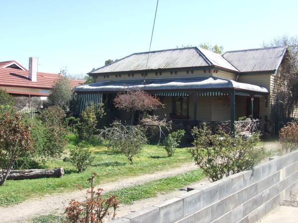 A Classic On Large Block Picture 1