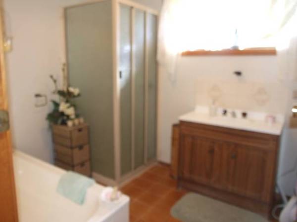 RARE INVESTMENT OPPORTUNITY Picture 3