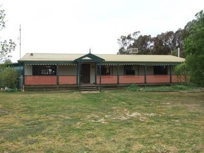 Value Packed 4 Bedroom Home On 2 Acres Picture