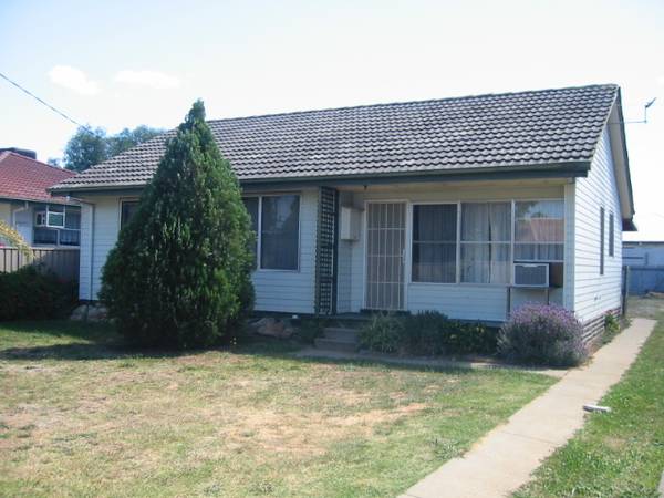 FRESH & MODERN!!! Picture 1