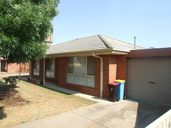 Spacious Central Unit Picture 1