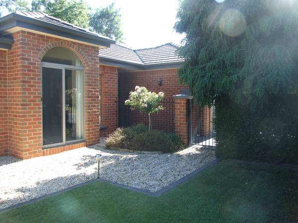 Total Seclusion 3br Townhouse Picture 1