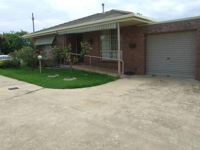 NEAT & TIDY!!! Picture NEAT & TIDY!!! Picture