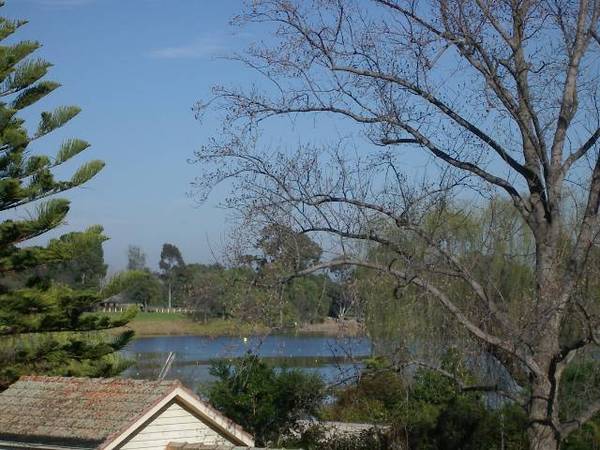 YOUNG
BRIDE - SHORT TERM ACCOMMODATION Picture 3