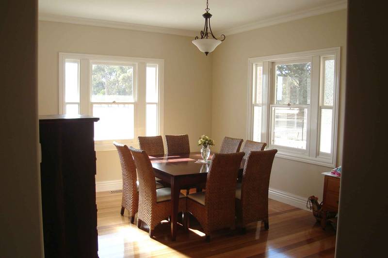 EXQUISITE GOLF COURSE HOME Picture 2