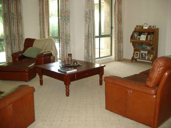 ONE OF A KIND - 2 TITLES Picture 3