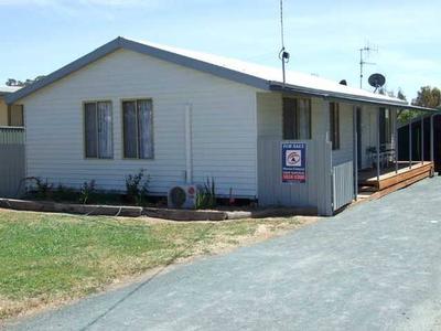 RENOVATED AND READY TO GO Picture