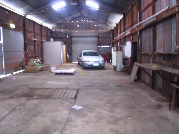 OPPORTUNITY KNOCKS Picture 3