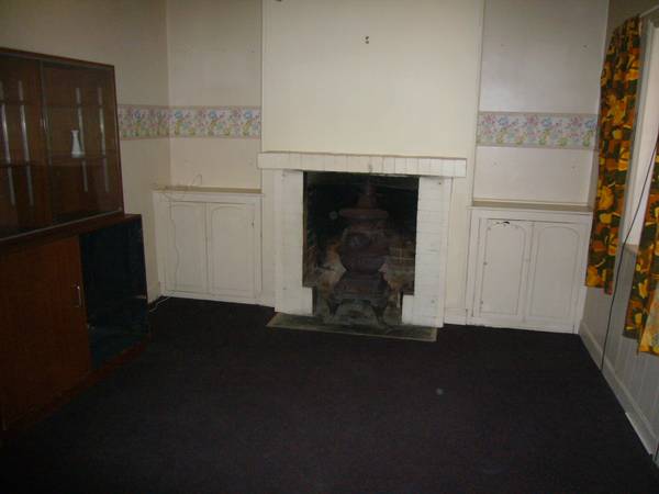 2 Bedroom Unit - Available Now Picture 2