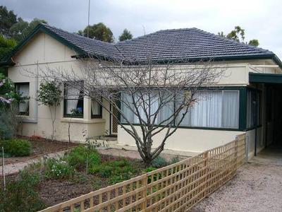 PRICE REDUCED, EASY-LIVING FAMILY HOME OR WEEKENDER Picture PRICE REDUCED, EASY-LIVING FAMILY HOME OR WEEKENDER Picture