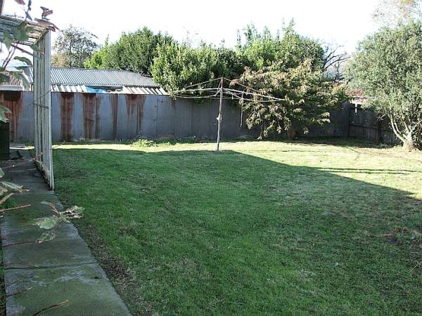 Escape the rent trap... Come & get it! Picture 2