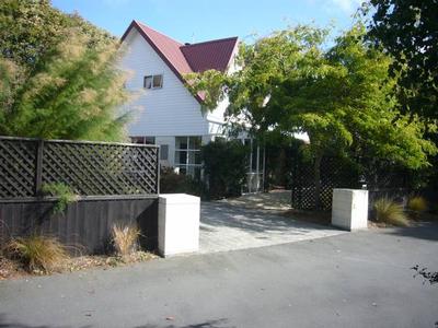 24 CARAT GEM Picture 24 CARAT GEM Picture