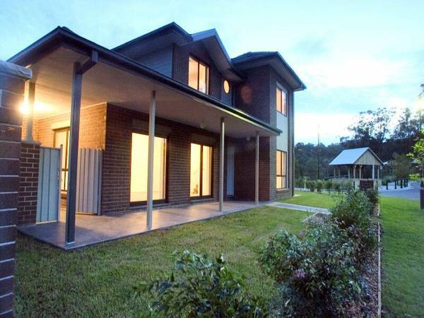 AS NEW STILL UNDER WARRANTY Picture 1